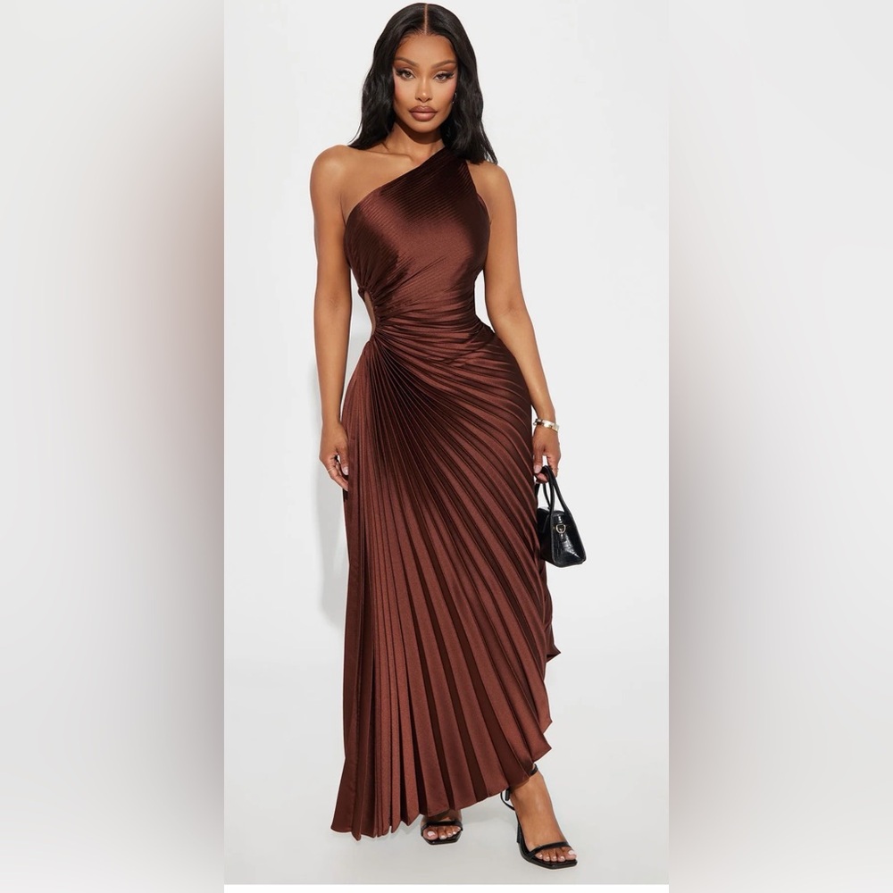 Fashion Nova XL One-Shoulder Brown Midi Dress